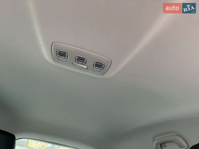 Універсал Renault Megane 2017 в Кам'янець-Подільському фото 60 Універсал Renault Megane 2017 в Кам'янець-Подільському