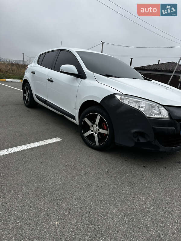 Хетчбек Renault Megane 2011 в Києві фото Хетчбек Renault Megane 2011 в Києві