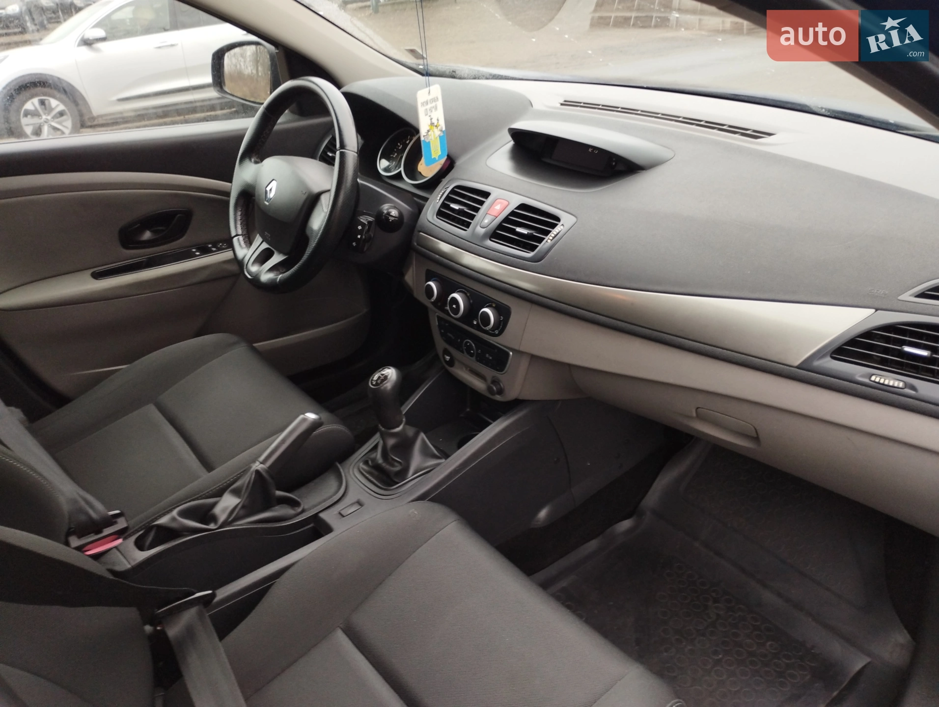 2010 Renault Megane - мініатюра 24