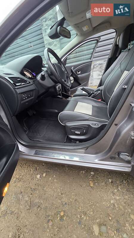 Универсал Renault Megane 2014 в Новом Роздоле