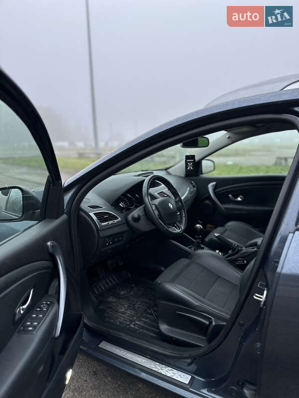 Универсал Renault Megane 2016 в Львове фото 7 Универсал Renault Megane 2016 в Львове