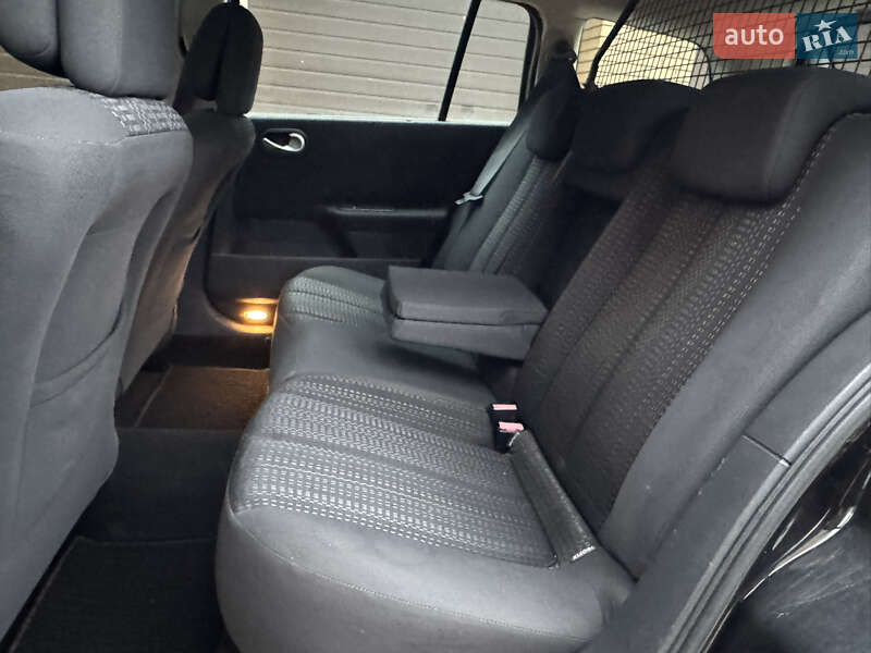 Універсал Renault Megane 2006 в Луцьку фото 27 Універсал Renault Megane 2006 в Луцьку