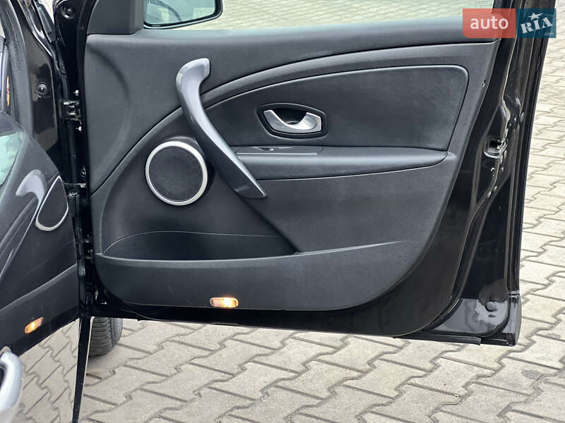 Универсал Renault Megane 2010 в Луцке фото 50 Универсал Renault Megane 2010 в Луцке