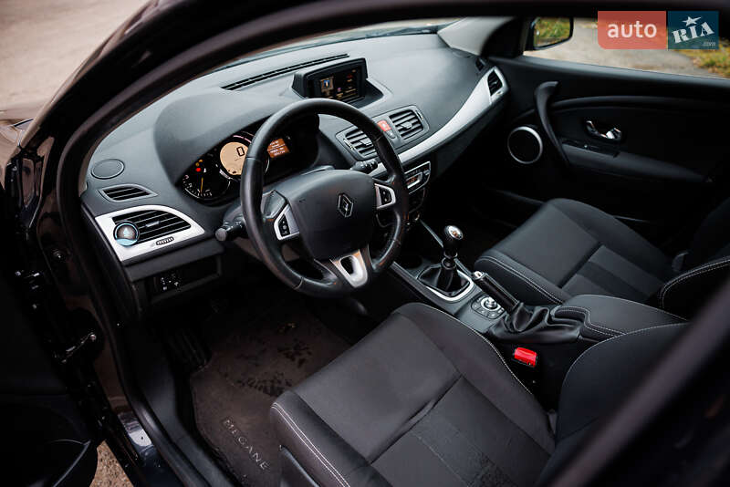 Универсал Renault Megane 2012 в Ивано-Франковске фото 20 Универсал Renault Megane 2012 в Ивано-Франковске