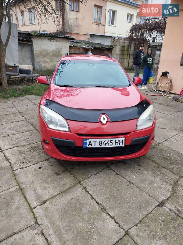 Хэтчбек Renault Megane 2010 в Ивано-Франковске фото Хэтчбек Renault Megane 2010 в Ивано-Франковске