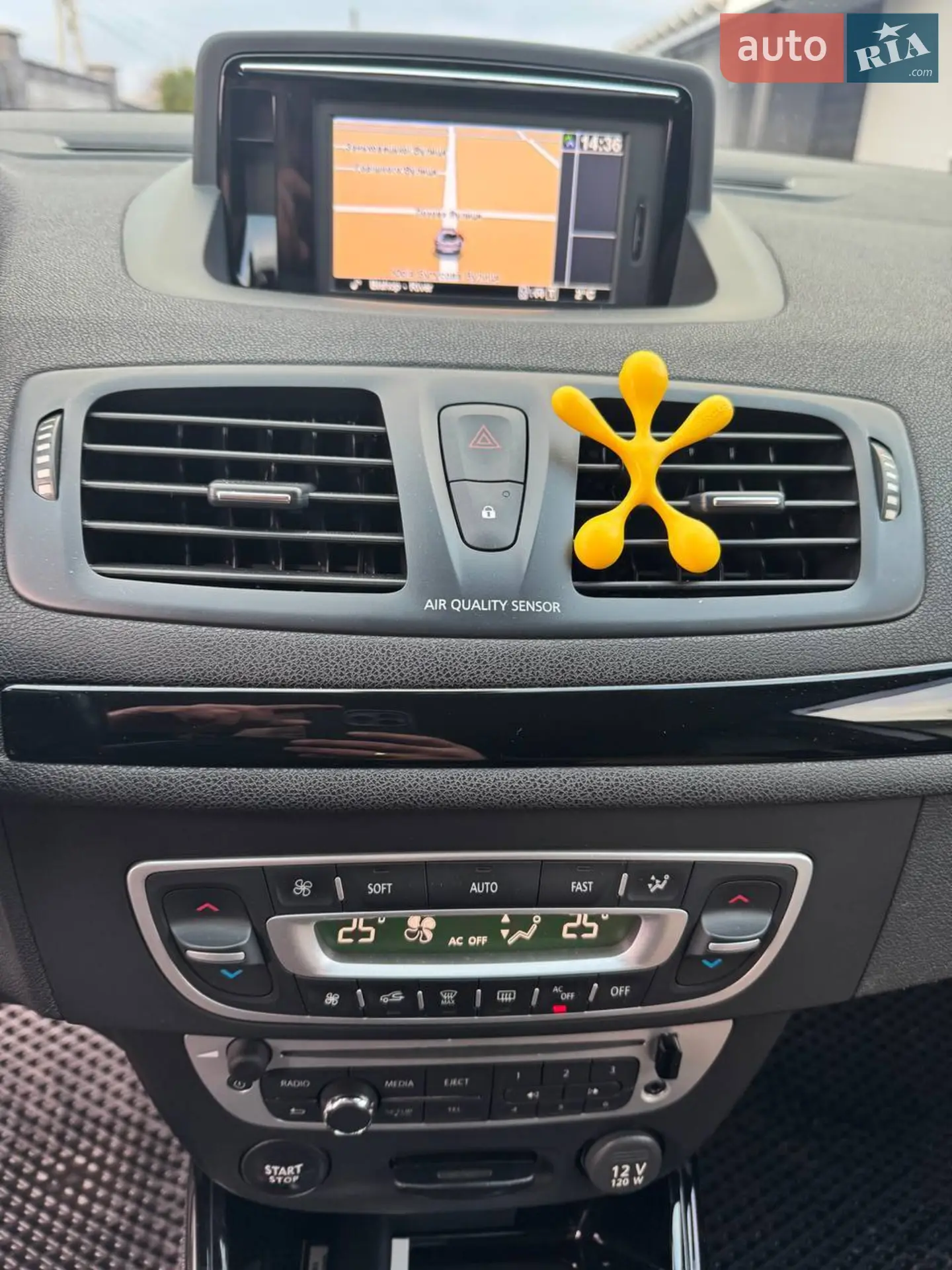 2013 Renault Megane - мініатюра 15