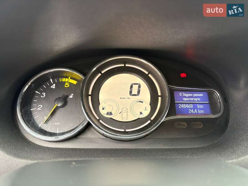 Универсал Renault Megane 2013 в Староконстантинове фото 29 Универсал Renault Megane 2013 в Староконстантинове