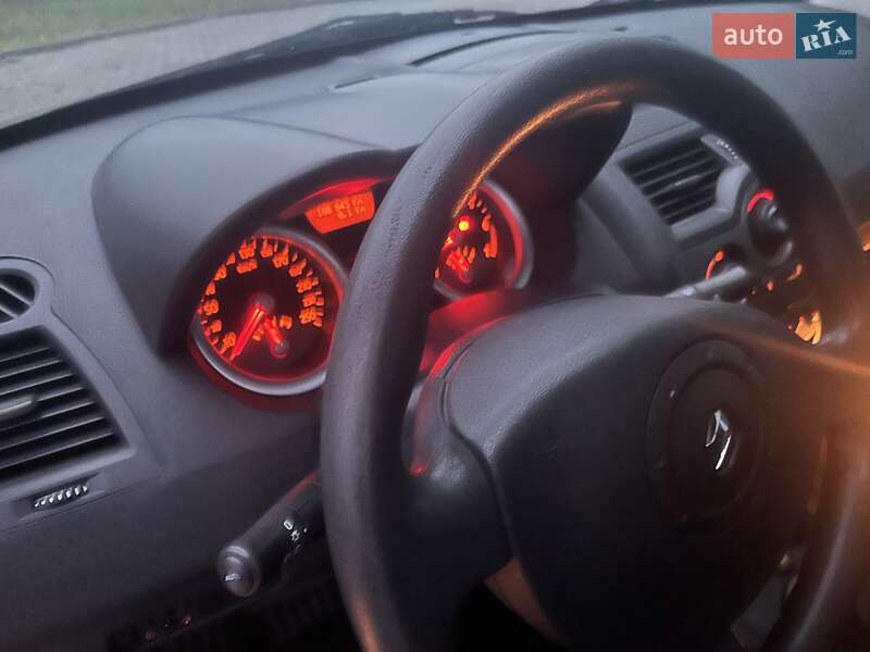 Универсал Renault Megane 2005 в Тернополе фото 37 Универсал Renault Megane 2005 в Тернополе