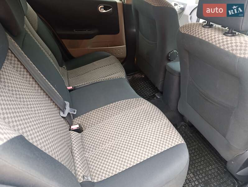 Хэтчбек Renault Megane 2004 в Одессе