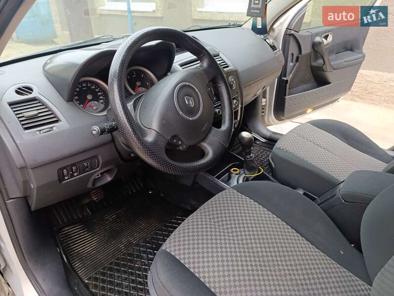 Хэтчбек Renault Megane 2004 в Одессе