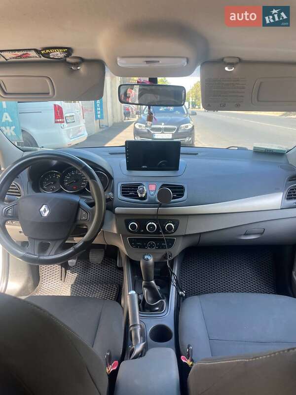 Хэтчбек Renault Megane 2011 в Одессе