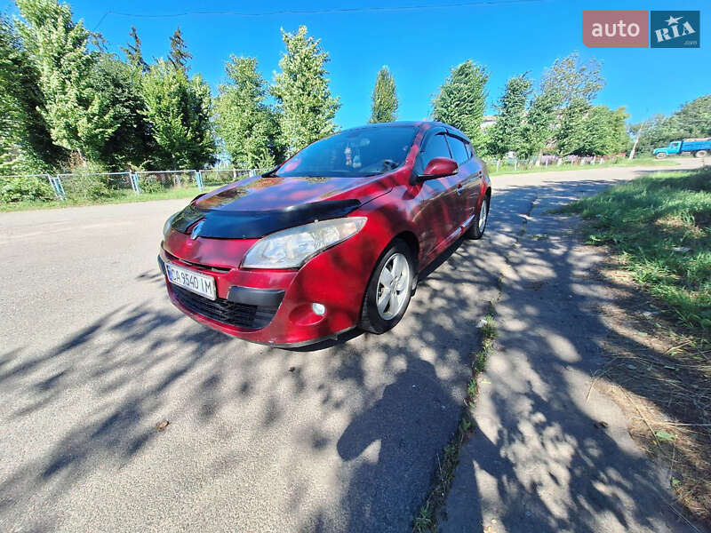 Купе Renault Megane 2010 в Дашеве фото 3 Купе Renault Megane 2010 в Дашеве