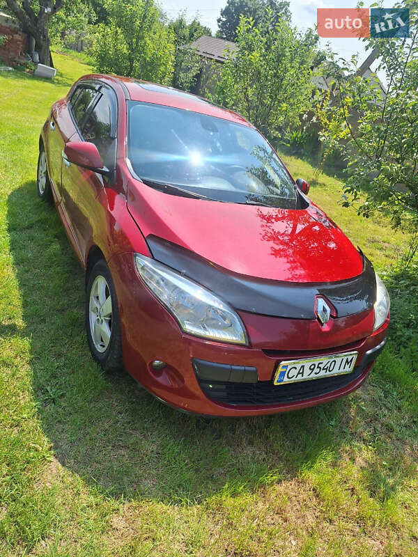 Купе Renault Megane 2010 в Дашеве фото 5 Купе Renault Megane 2010 в Дашеве
