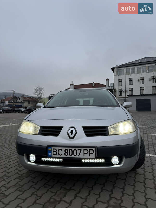 Хэтчбек Renault Megane 2005 в Львове фото 4 Хэтчбек Renault Megane 2005 в Львове