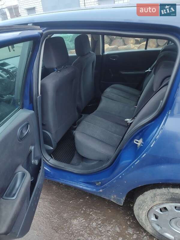 Хэтчбек Renault Megane 2003 в Черкассах фото 7 Хэтчбек Renault Megane 2003 в Черкассах