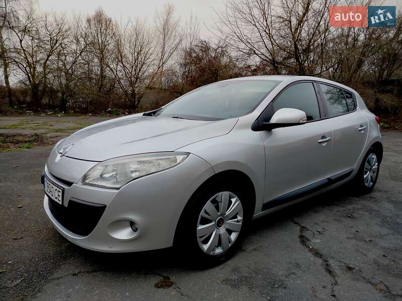 Хетчбек Renault Megane 2010 в Волочиську фото 8 Хетчбек Renault Megane 2010 в Волочиську