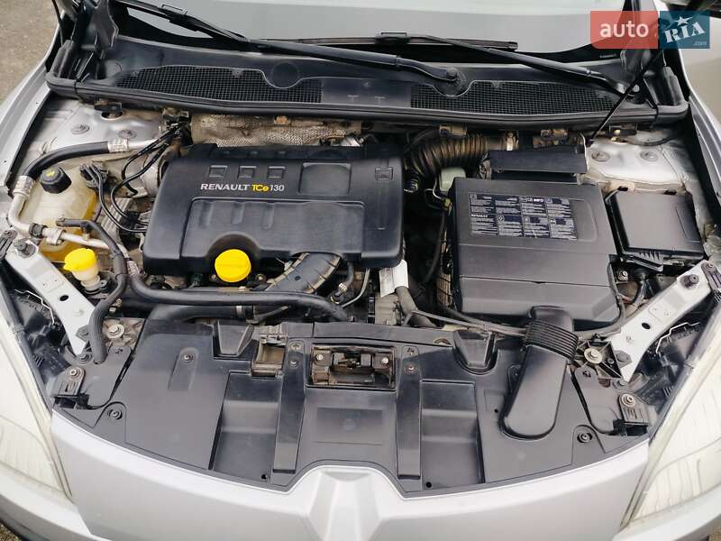 Хетчбек Renault Megane 2010 в Волочиську фото 23 Хетчбек Renault Megane 2010 в Волочиську