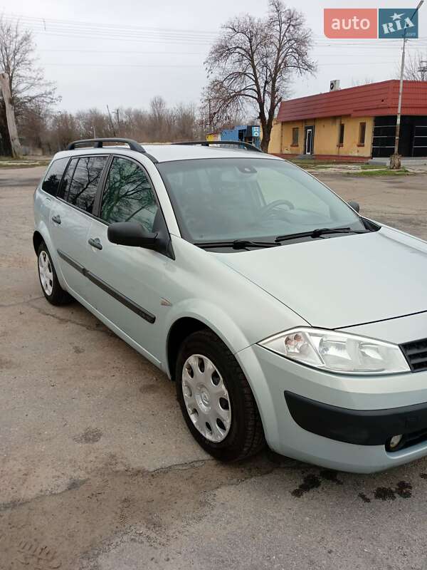Универсал Renault Megane 2003 в Марганце