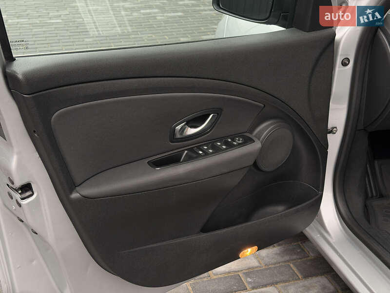 Универсал Renault Megane 2009 в Полтаве фото 78 Универсал Renault Megane 2009 в Полтаве