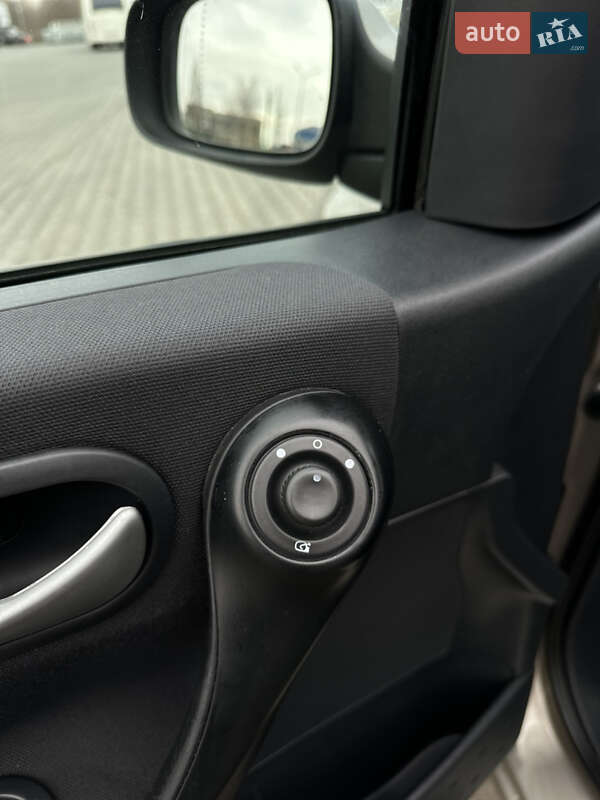 Універсал Renault Megane 2008 в Луцьку фото 13 Універсал Renault Megane 2008 в Луцьку