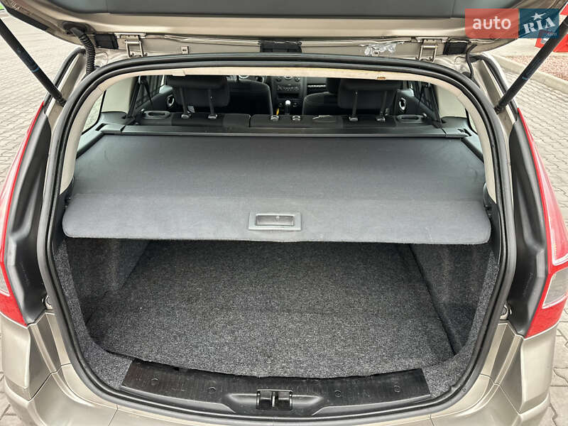 Універсал Renault Megane 2008 в Луцьку фото 24 Універсал Renault Megane 2008 в Луцьку