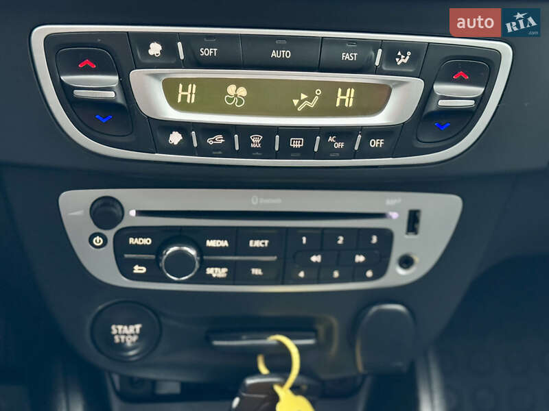 Універсал Renault Megane 2014 в Калуші фото 32 Універсал Renault Megane 2014 в Калуші