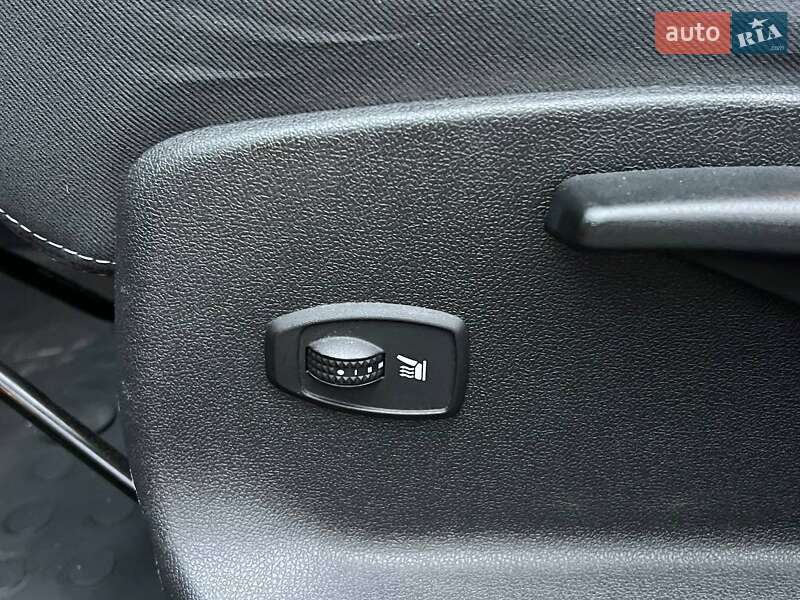 Універсал Renault Megane 2010 в Києві фото 38 Універсал Renault Megane 2010 в Києві