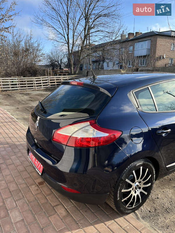 Хэтчбек Renault Megane 2009 в Хороле фото 8 Хэтчбек Renault Megane 2009 в Хороле