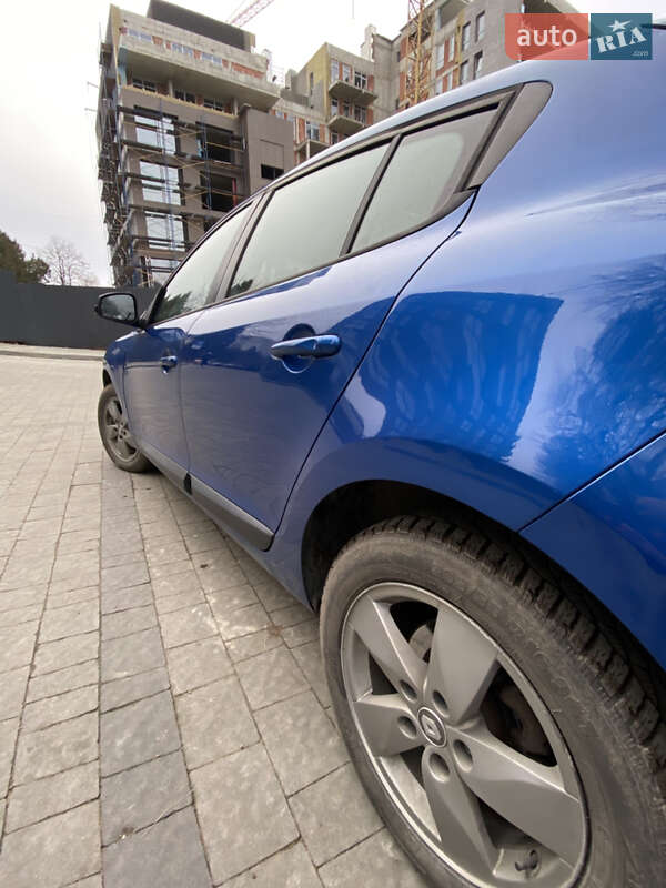 Хетчбек Renault Megane 2011 в Львові фото 6 Хетчбек Renault Megane 2011 в Львові