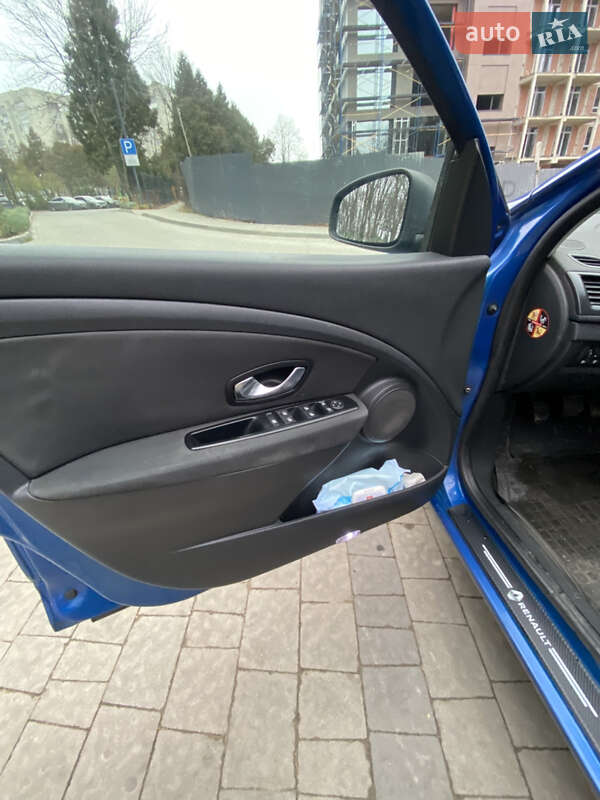 Хетчбек Renault Megane 2011 в Львові фото 15 Хетчбек Renault Megane 2011 в Львові