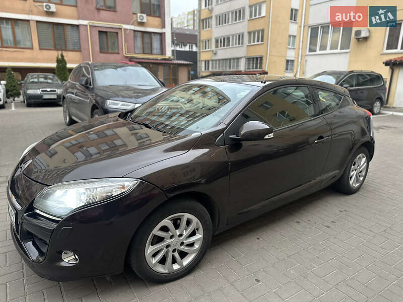 Купе Renault Megane 2012 в Киеве