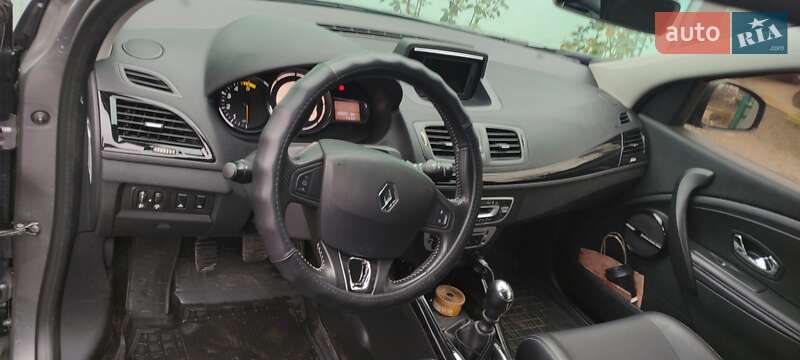 Универсал Renault Megane 2013 в Новоархангельске фото 7 Универсал Renault Megane 2013 в Новоархангельске