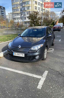 Хэтчбек Renault Megane 2013 в Ирпене