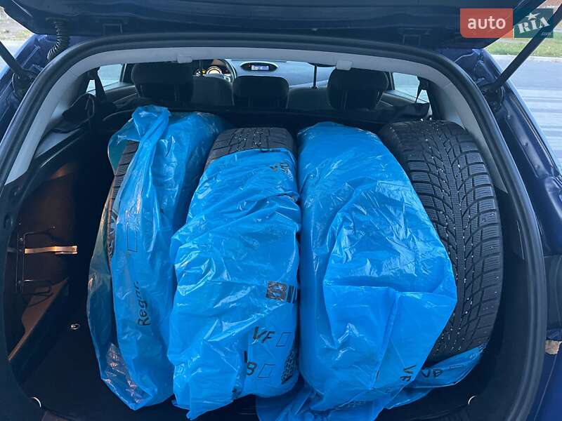 Универсал Renault Megane 2012 в Луцке фото 43 Универсал Renault Megane 2012 в Луцке