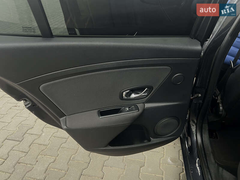 Хетчбек Renault Megane 2012 в Хмельницькому фото 21 Хетчбек Renault Megane 2012 в Хмельницькому