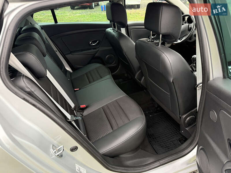 Универсал Renault Megane 2015 в Луцке фото 37 Универсал Renault Megane 2015 в Луцке