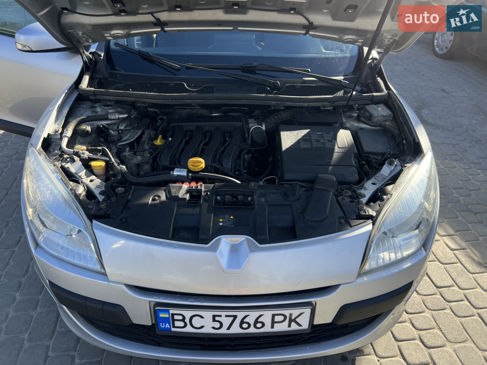 2010 Renault Megane - мініатюра 10