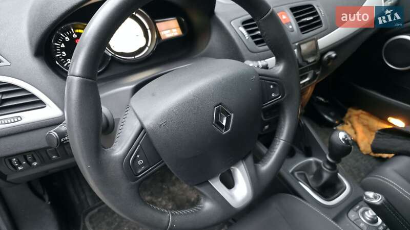 Универсал Renault Megane 2011 в Харькове фото 24 Универсал Renault Megane 2011 в Харькове