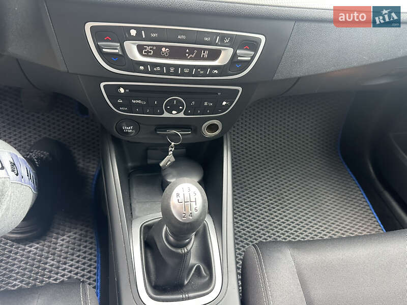 Универсал Renault Megane 2011 в Нежине фото 43 Универсал Renault Megane 2011 в Нежине