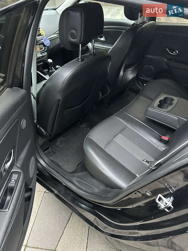 Универсал Renault Megane 2011 в Житомире фото 17 Универсал Renault Megane 2011 в Житомире