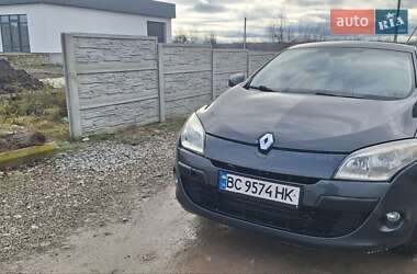 Хэтчбек Renault Megane 2010 в Новой Ушице