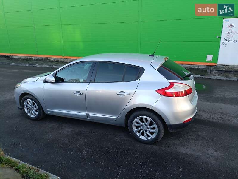 Хэтчбек Renault Megane 2012 в Ровно фото 6 Хэтчбек Renault Megane 2012 в Ровно