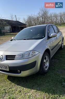 Седан Renault Megane 2005 в Саврані