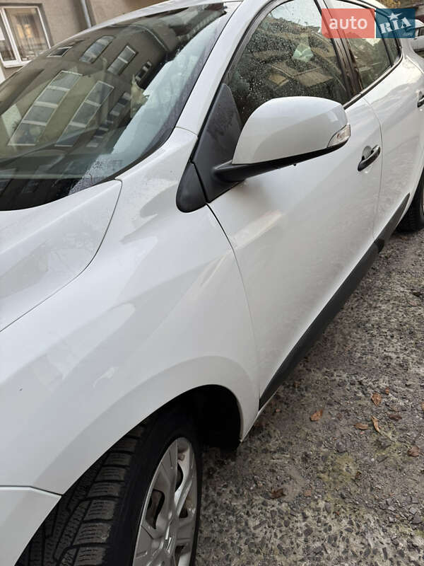 Хэтчбек Renault Megane 2011 в Ужгороде фото 12 Хэтчбек Renault Megane 2011 в Ужгороде