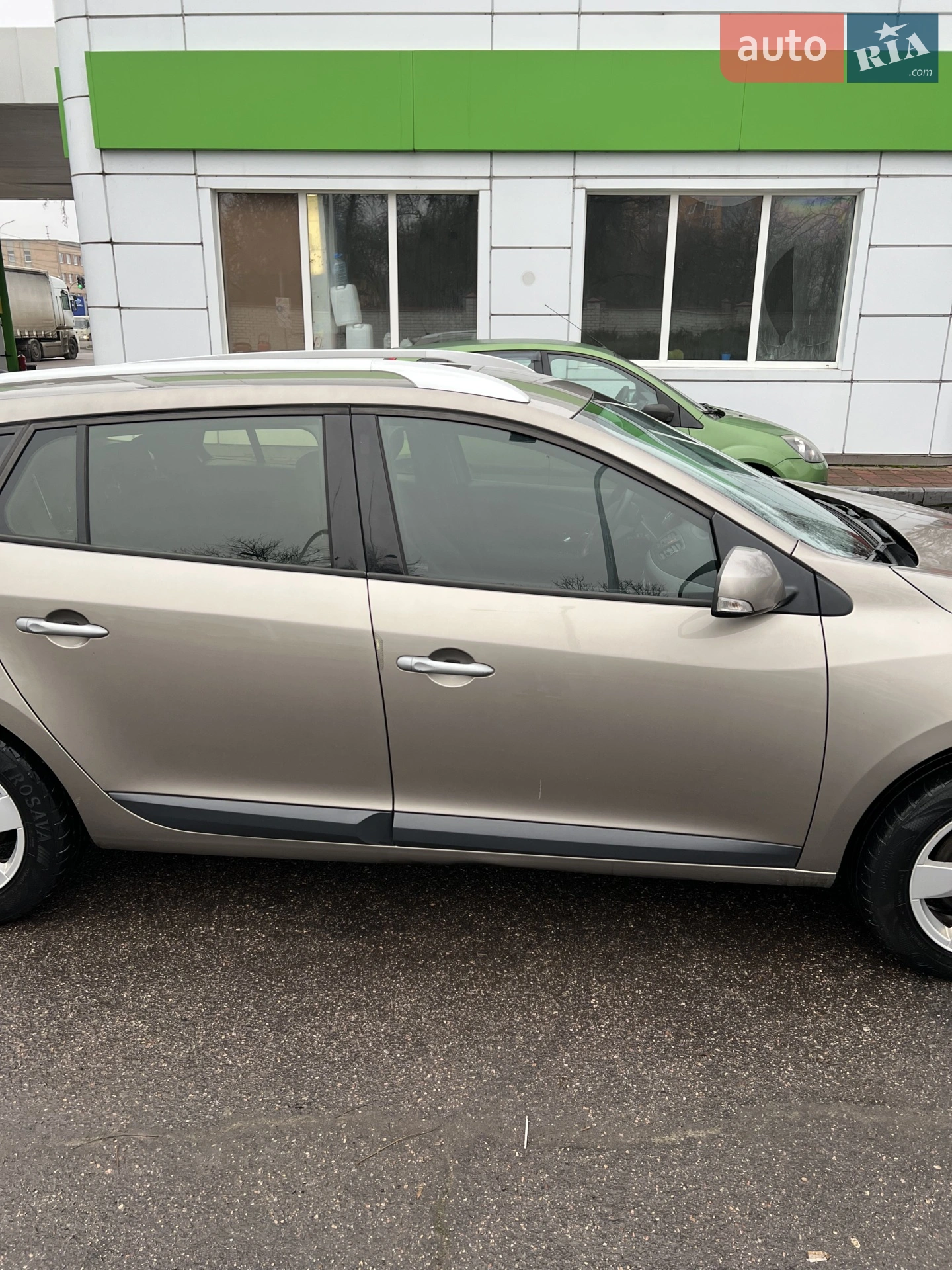 2010 Renault Megane - мініатюра 8