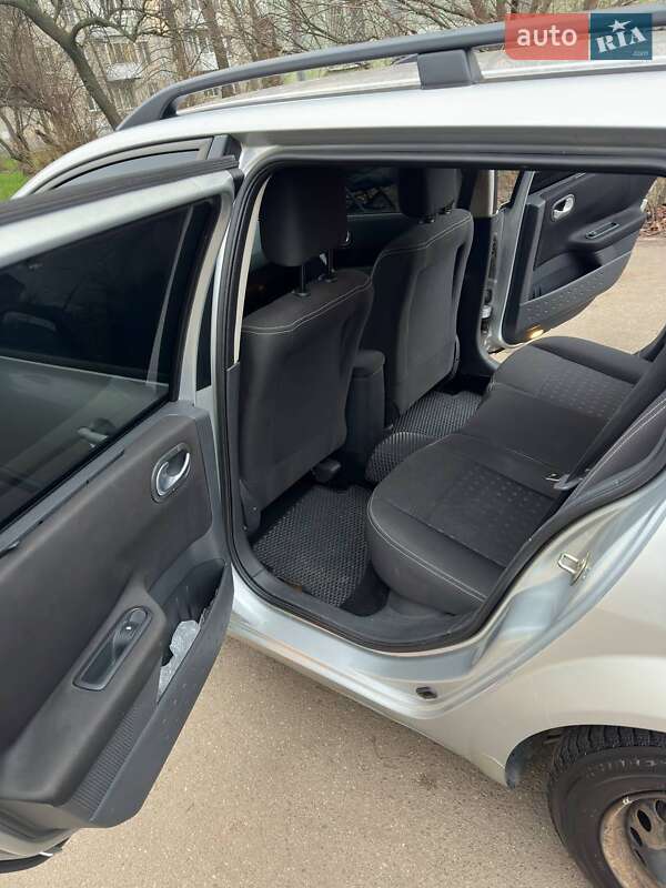 Универсал Renault Megane 2005 в Киеве фото 10 Универсал Renault Megane 2005 в Киеве