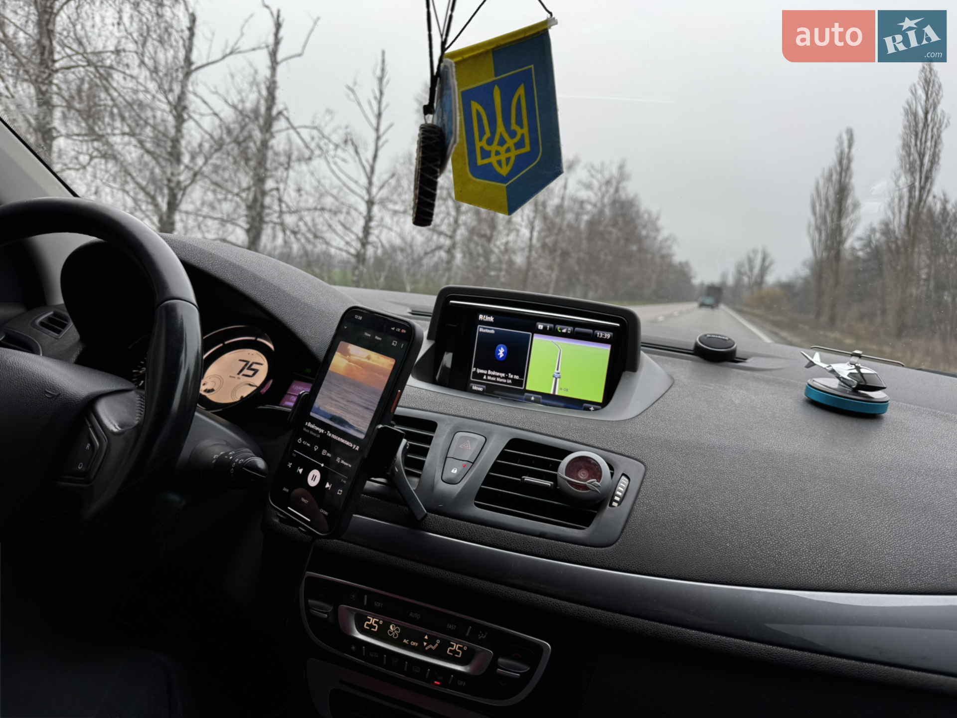 2015 Renault Megane - мініатюра 12