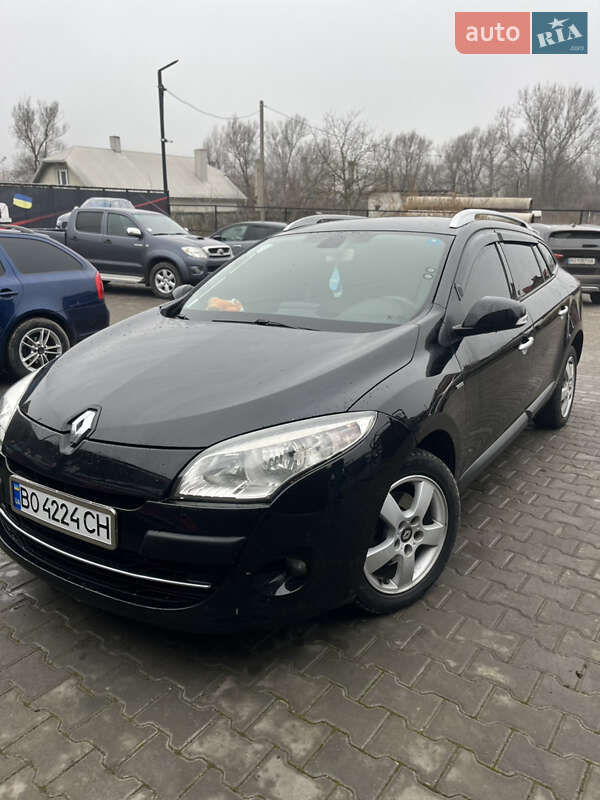 Універсал Renault Megane 2011 в Тернополі фото 12 Універсал Renault Megane 2011 в Тернополі