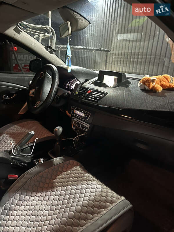 Універсал Renault Megane 2011 в Тернополі фото 17 Універсал Renault Megane 2011 в Тернополі