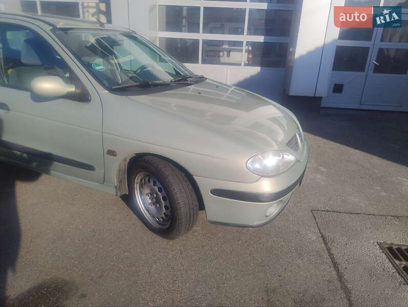Універсал Renault Megane 2003 в Києві